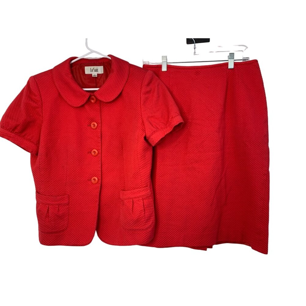 Le Suit Women's Red Textured Jacket & Skirt Set Size 10 Kasper Lined 7343 GUC